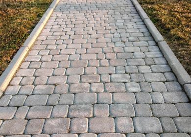 Rock Landscaping Ideas For Your Front Yard